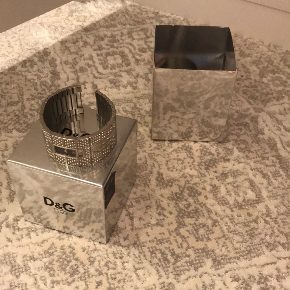 D&G watch